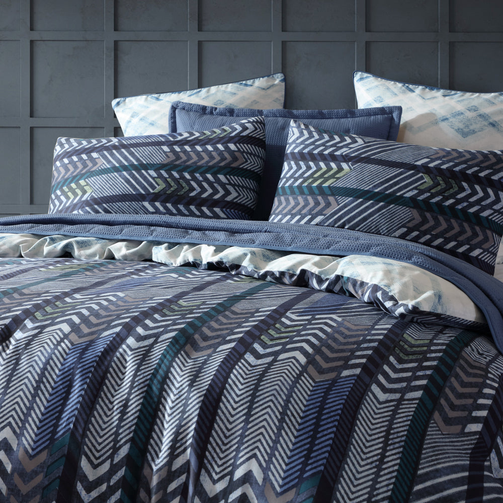 Homme Quilt Cover Set | King Bed