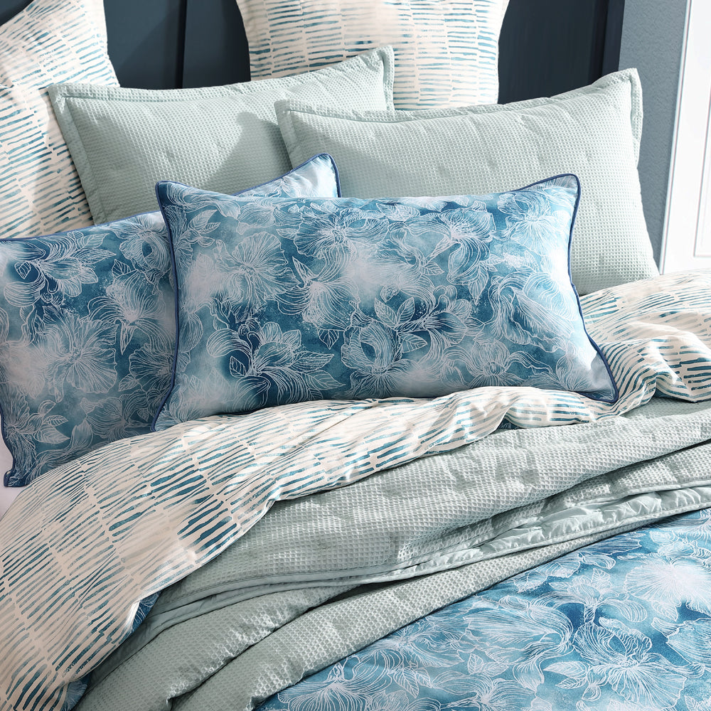 Kiama Blue Quilt Cover Set | Queen Bed