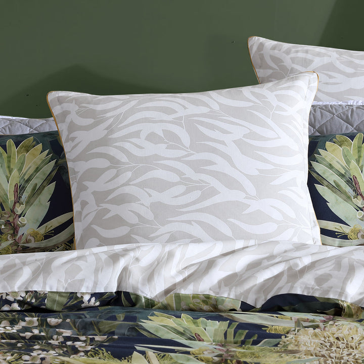 Kiera Green Quilt Cover Set | Queen Bed