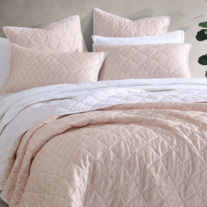 Shelby Rose Coverlet | Queen / King Bed