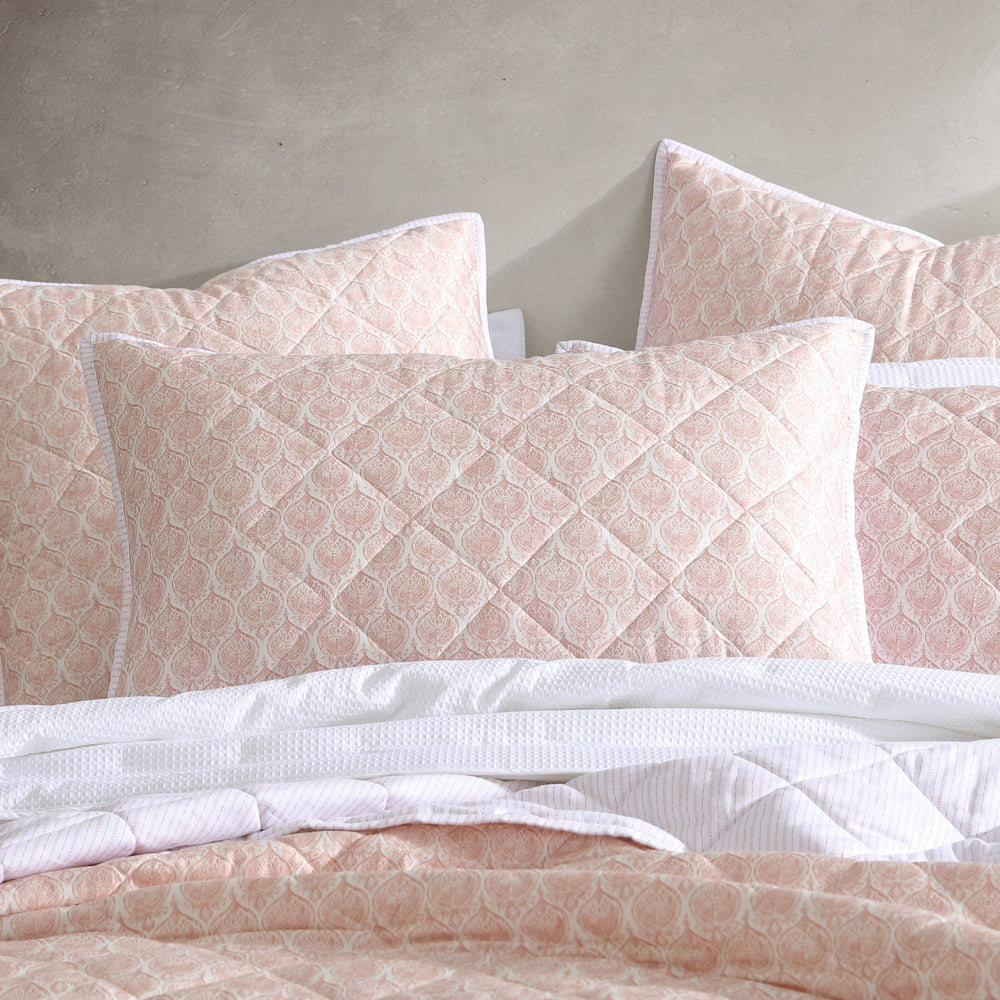 Shelby Rose Coverlet | Queen / King Bed