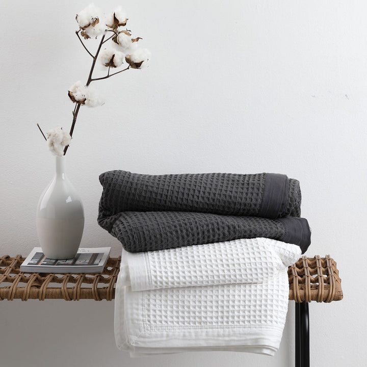 Charcoal Cotton Waffle Blanket | Super King Bed