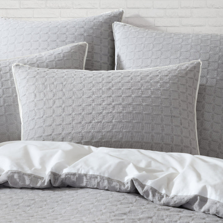 Flo Fog Quilt Cover Set | Queen Bed