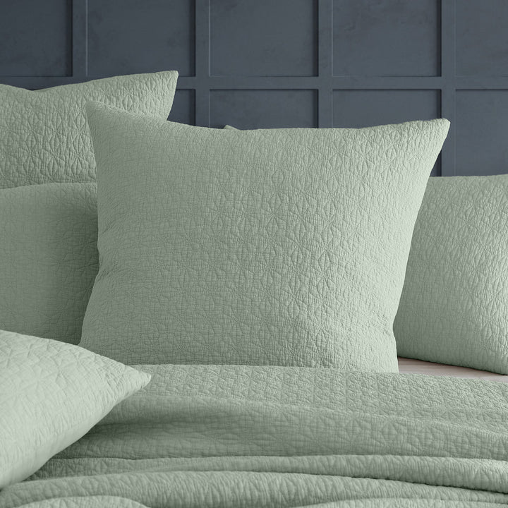 Kayo Sage Coverlet | Queen / King Bed