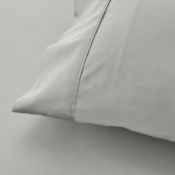 Mia Grace Egyptian Cotton 500TC Drift Silver Standard Pillowcase Closeup | My Linen