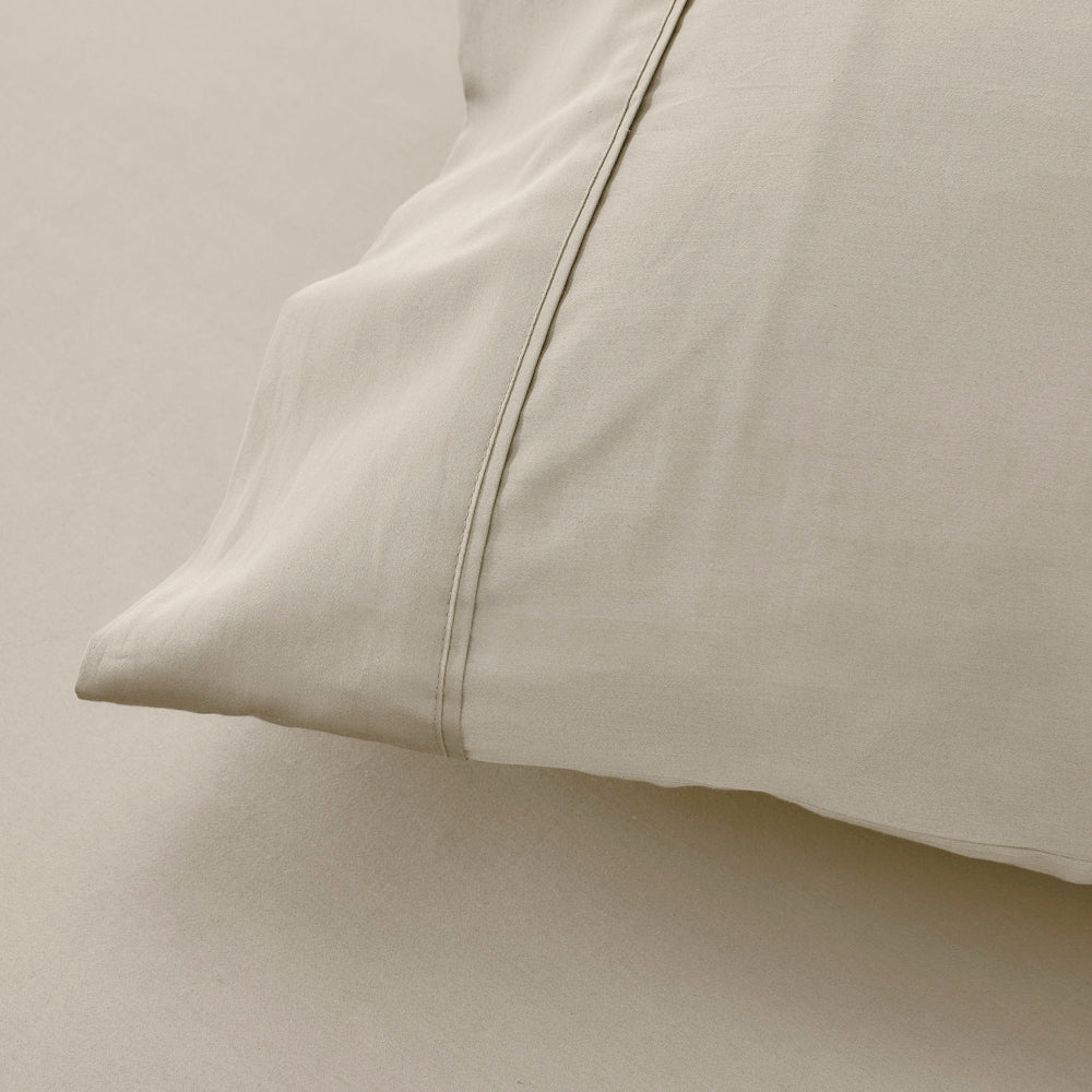 Mia Grace Egyptian Cotton 500TC Stone Taupe Standard Pillowcase Closeup | My Linen