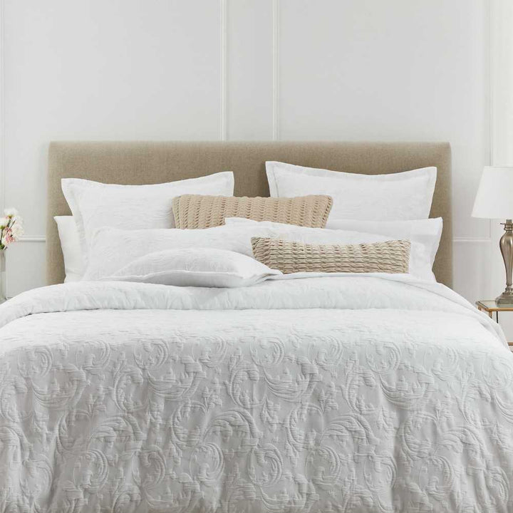 Parisi White Quilt Cover Set | Queen Bed