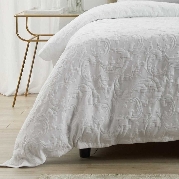 Parisi White Quilt Cover Set | Queen Bed