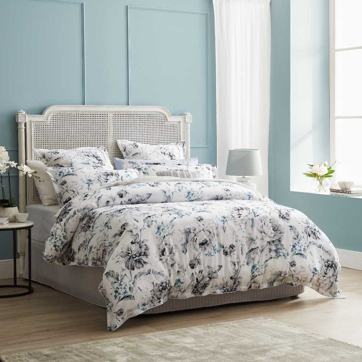 Salsbury Grey Quilt Cover Set | Queen Bed