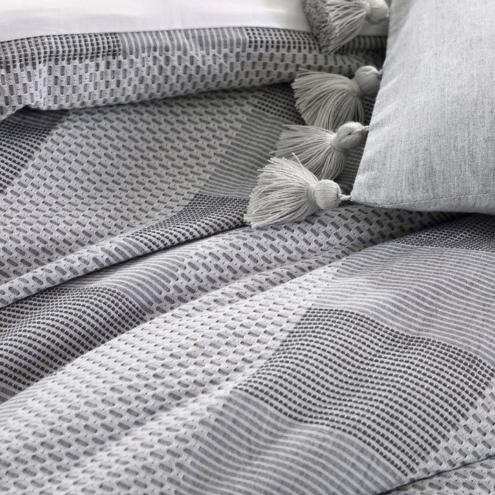 Subi Grey Quilt Cover Set | Queen Bed