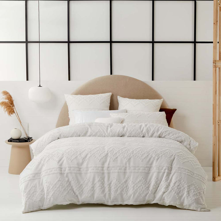 Idaho White Quilt Cover Set | King Bed