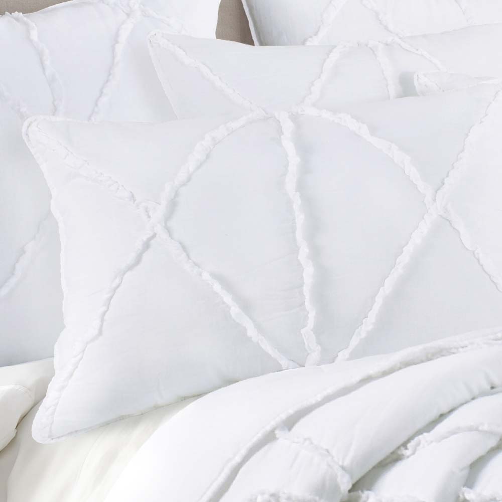 Bobby White Coverlet Set | Queen Bed