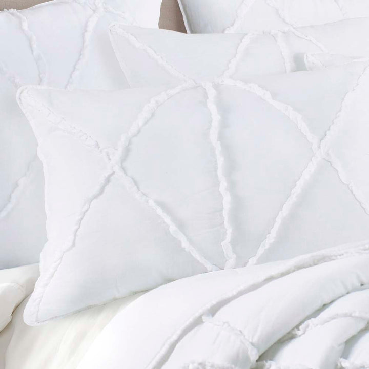 Bobby White Coverlet Set | Queen Bed