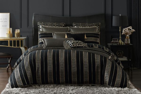 Black Quilt Cover Cushions